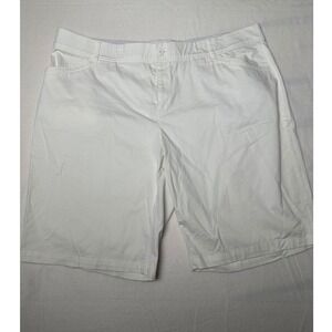 CJ Banks White Bermuda Shorts Womens 24W Plus Size Casual Summer‎